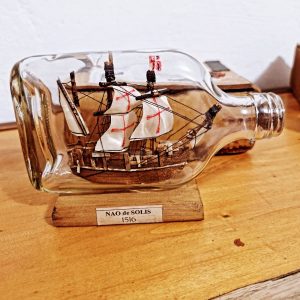 Barco en botella (petaca): Naô de Solis
